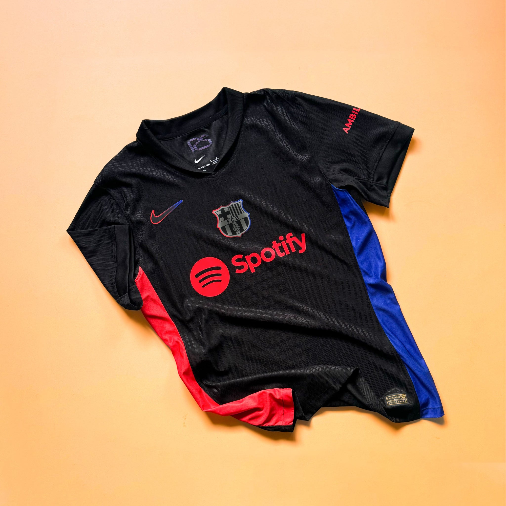 BARCELONE 2024/25 T-SHIRT YAMAL DRAGON