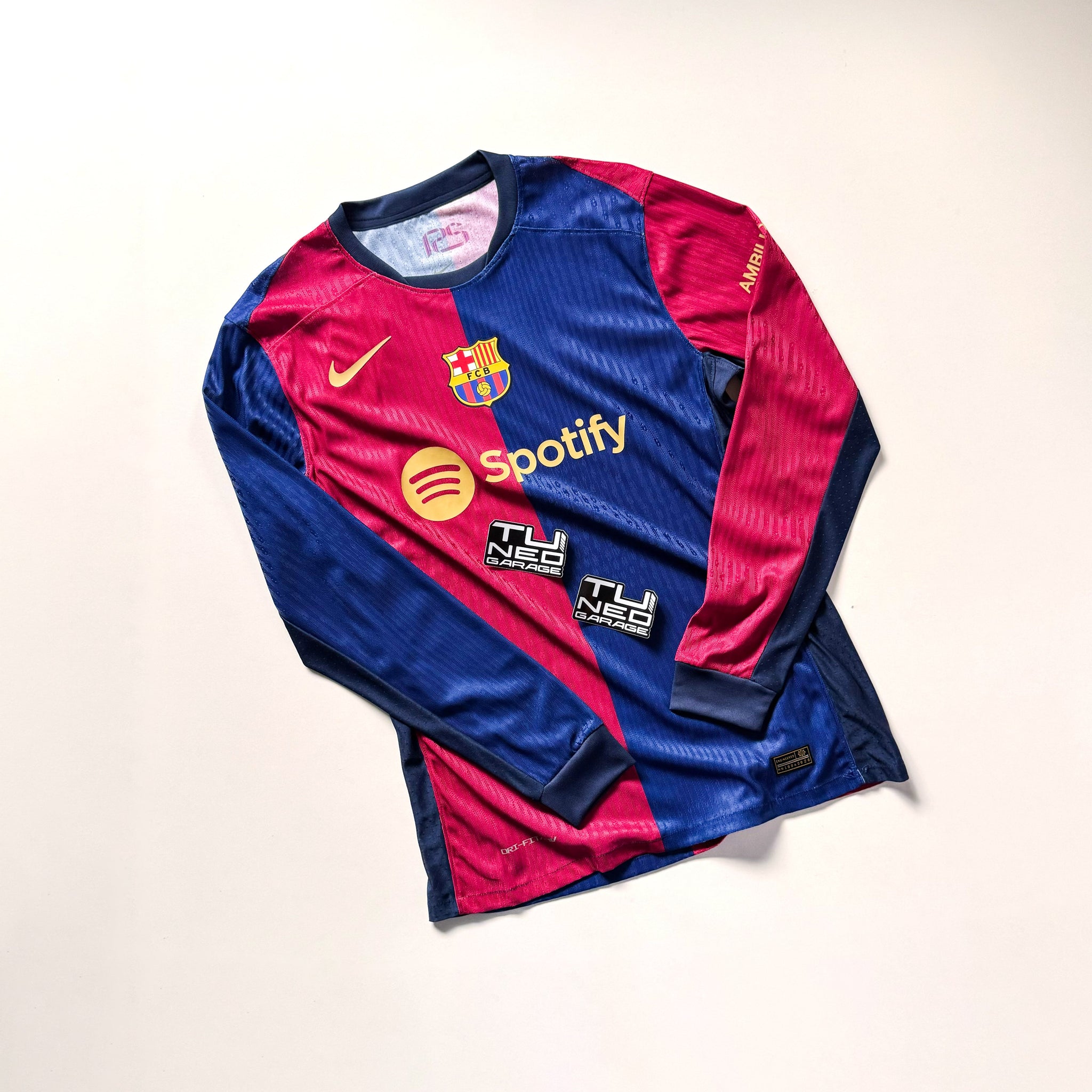 FC BARCELONE 2024/25 MANCHES LONGUES DRAGON MESSI