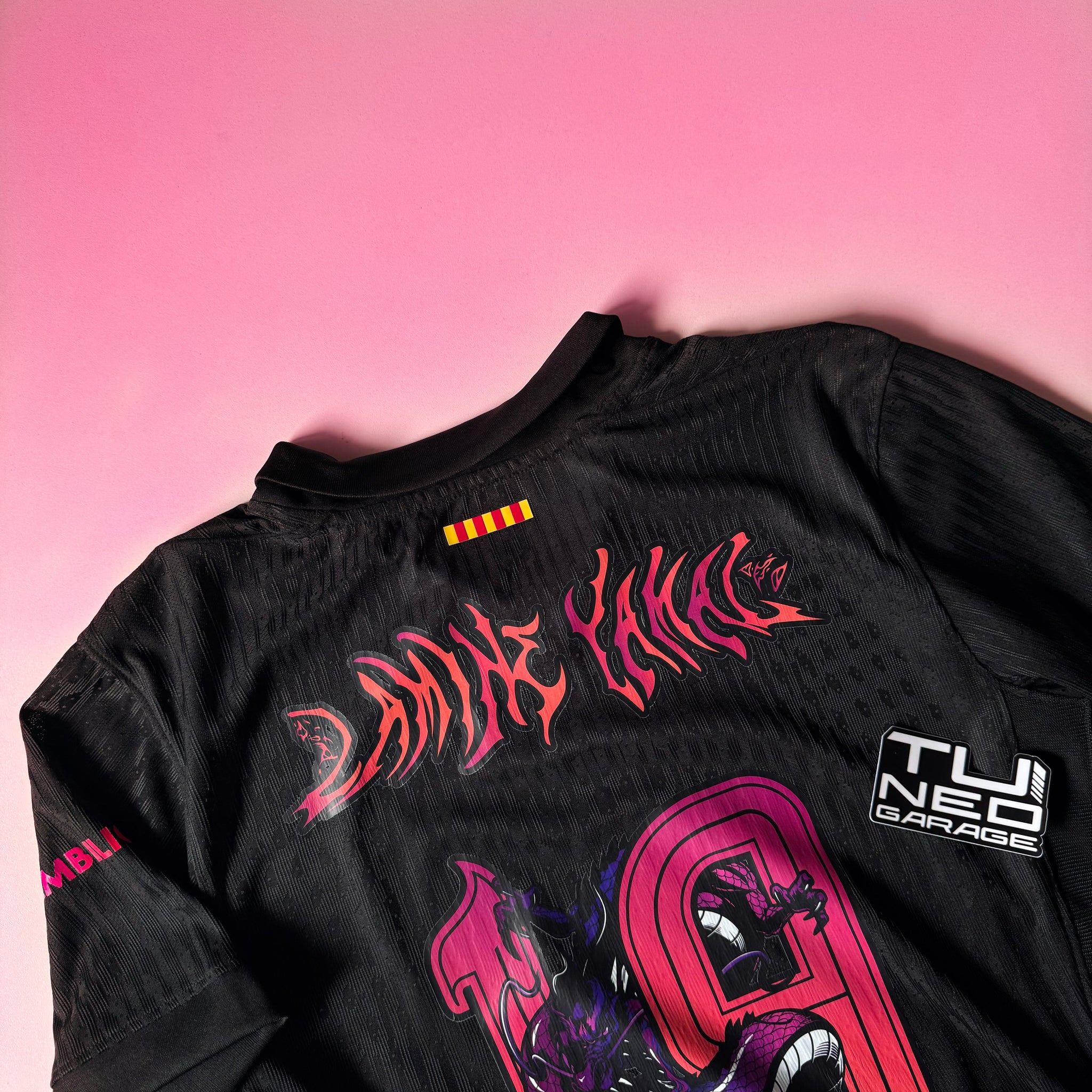 BARCELONE 2024/25 T-SHIRT YAMAL DRAGON